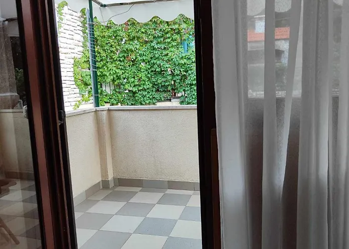 Dragana Apartamento Basina